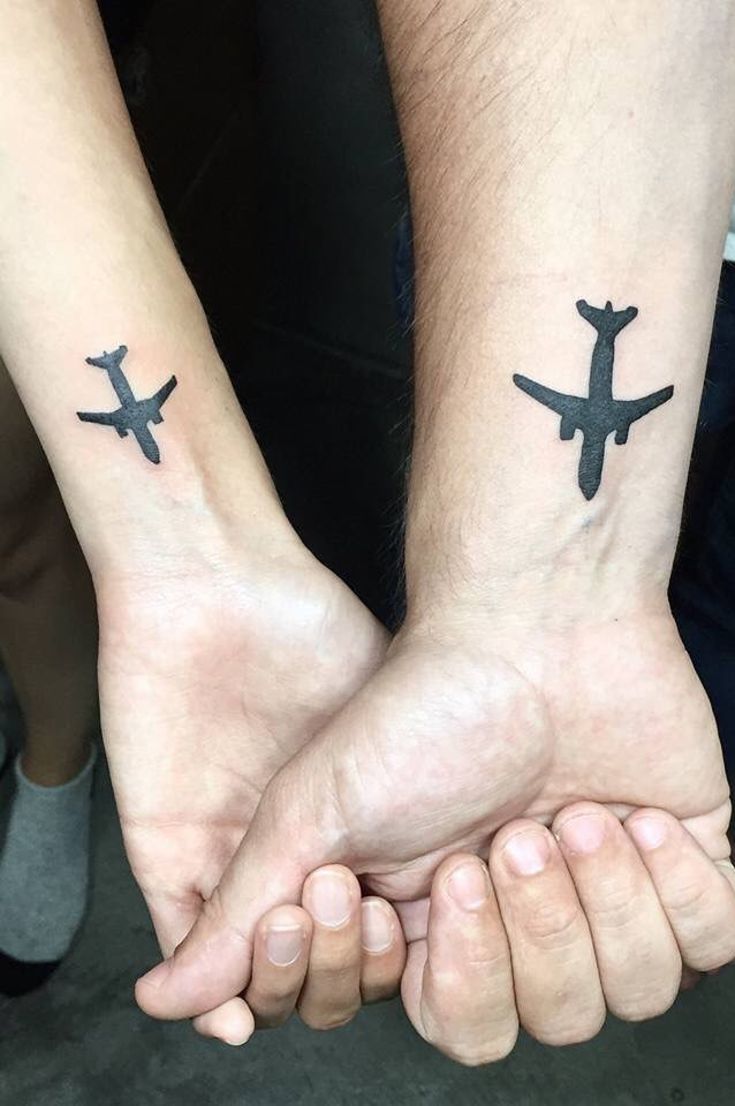 32 of the Best Couples Tattoos You'll Ever See Best couple tattoos, Couples  tattoo designs, Matching couple tattoos, true love significado -  thirstymag.com